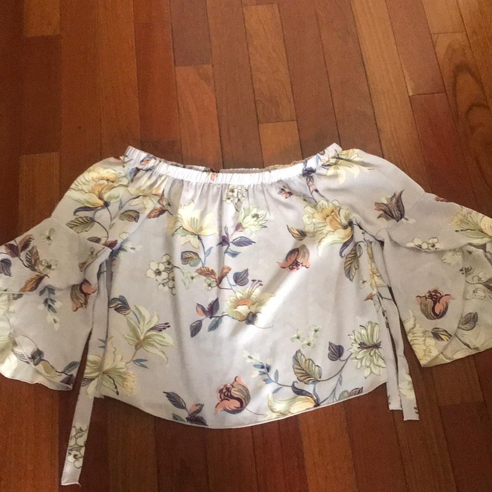 Over the shoulder top